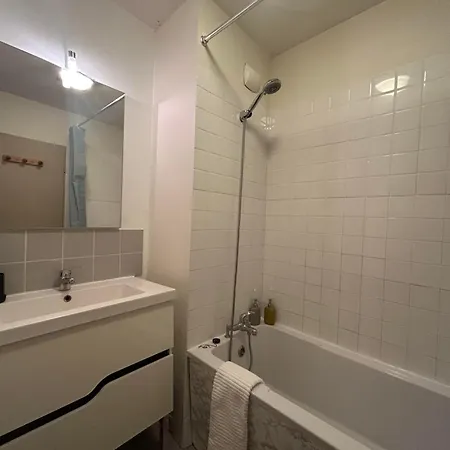T2, île De Nantes, 4 Personnes, Balcon Sud-ouest, Proche Centre-tram Apartamento *